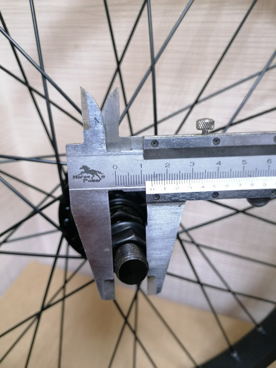 Колесо заднее 20 BMX 20-113 с трещеткой М14 9T в сборе